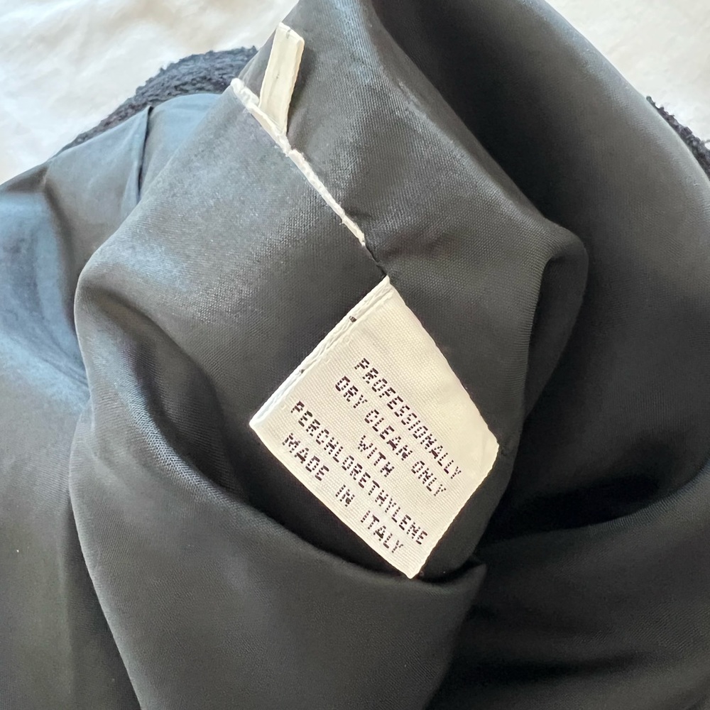 Carolyne Roehm vintage skirt suit - Picture 14 of 16